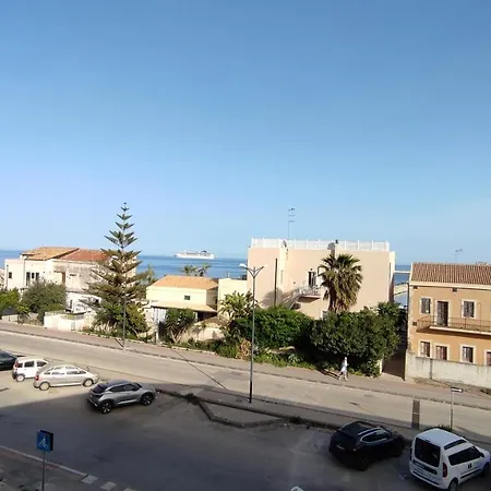 Apartment Oikos Arethusa