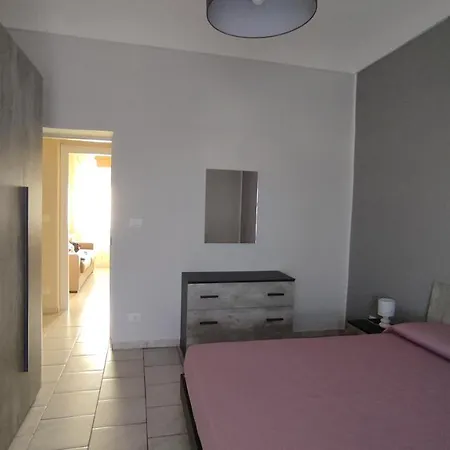 Oikos Arethusa Apartamento